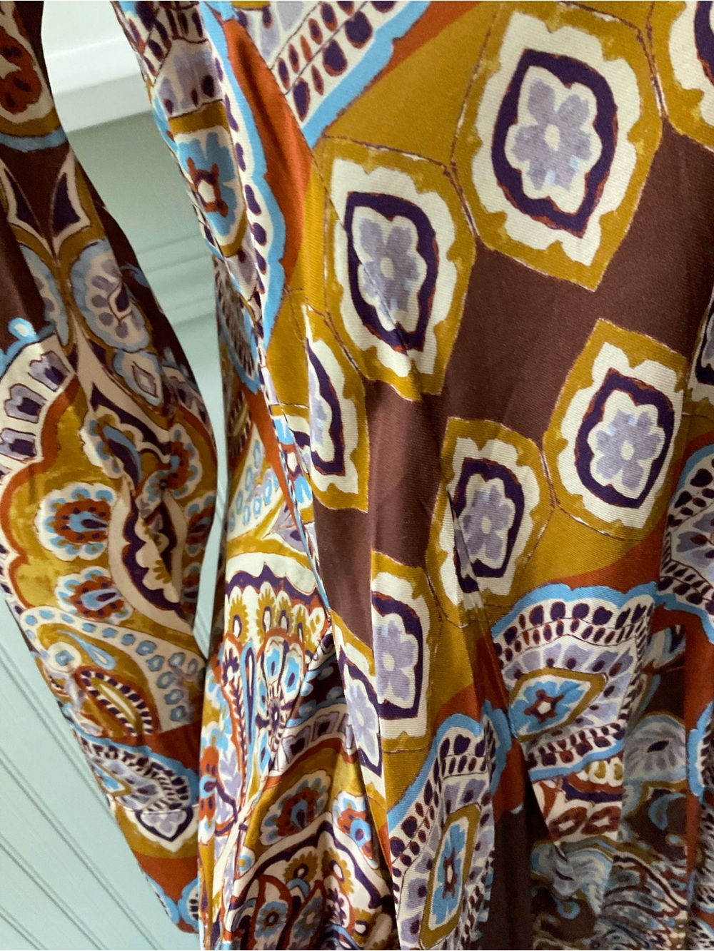 Socialite Satin Paisley Shirt Dress Large NWOT - Picture 3 of 5